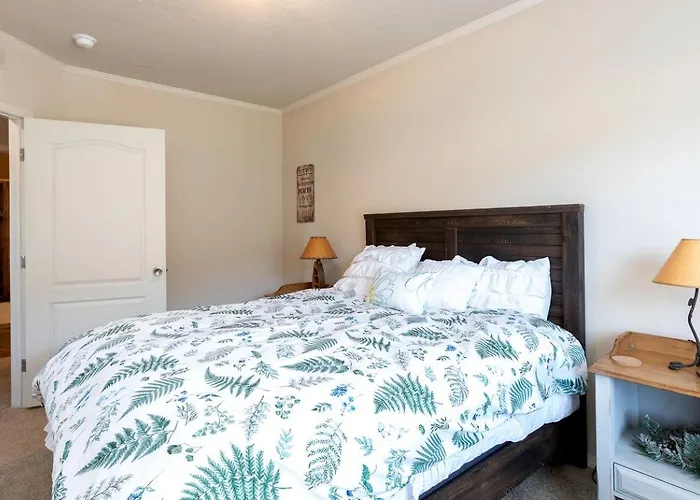 Gorgeous Secluded With Hot-tub, Fire Pit And Games In Etna, Wyoming *