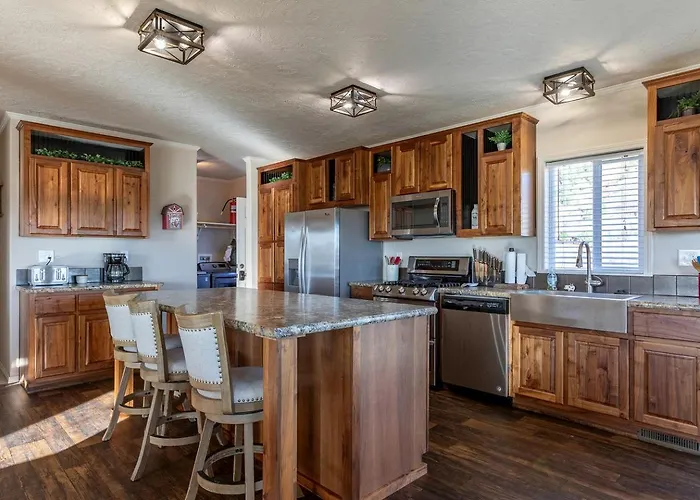 Villa Gorgeous Secluded With Hot-tub, Fire Pit And Games In Etna, Wyoming