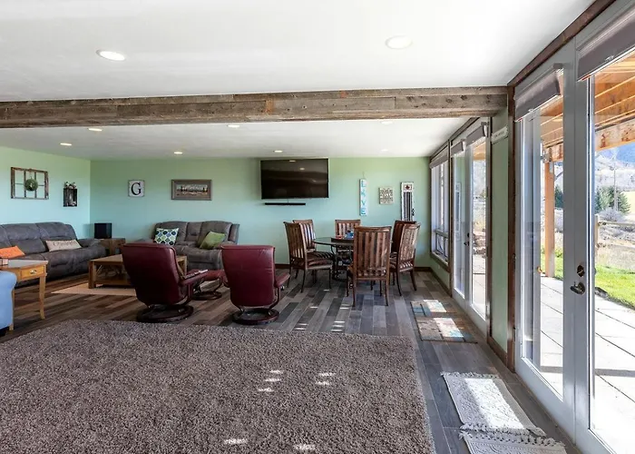 Gorgeous Secluded With Hot-tub, Fire Pit And Games In Etna, Wyoming Etna