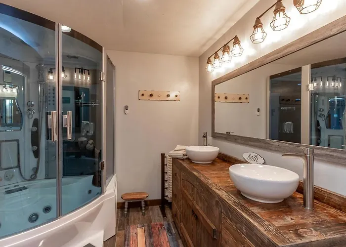 Gorgeous Secluded With Hot-tub, Fire Pit And Games In Etna, Wyoming Etna