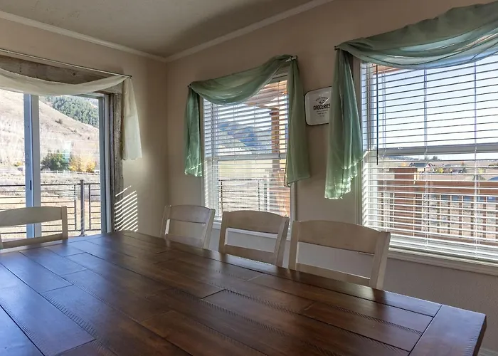 Gorgeous Secluded With Hot-tub, Fire Pit And Games In Etna, Wyoming *