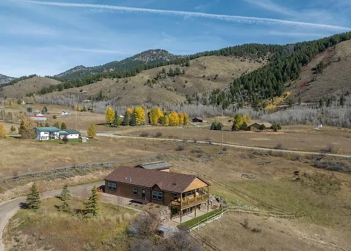 Gorgeous Secluded With Hot-tub, Fire Pit And Games In Etna, Wyoming * Etna